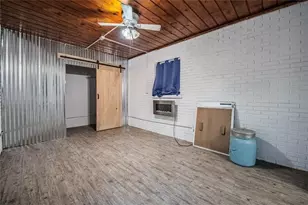 218 Maple Ln, Fort Meade, FL 33841 - Photo 6