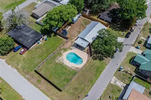 218 Maple Ln, Fort Meade, FL 33841 - Photo 2