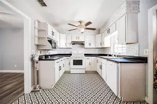 218 Maple Ln, Fort Meade, FL 33841 - Photo 10