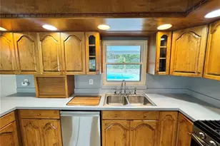 1358 Byron Dr, Clearwater, FL 33756 - Photo 8
