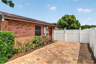 736 Scott Lake Village N, Lakeland, FL 33813 - Photo 6