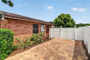 736 Scott Lake Village N, Lakeland, FL 33813 - Photo 6