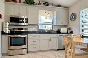 1742 W Orangewood Pl, Avon Park, FL 33825 - Photo 8