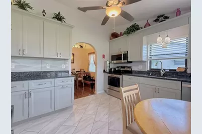 1742 W Orangewood Place, Avon Park, FL 33825 - Photo 12