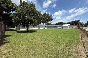 1313 Magdalene Ct E, Lakeland, FL 33801 - Photo 22
