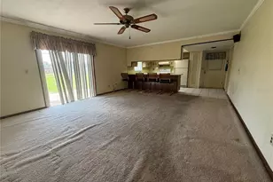 1313 Magdalene Ct E, Lakeland, FL 33801 - Photo 6