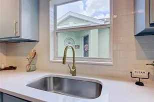 1501 Royal Ridge Dr, Davenport, FL 33896 - Photo 8
