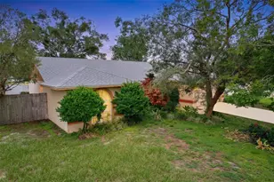 3974 Lime Tree Ln, Lakeland, FL 33813 - Photo 8