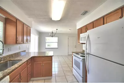 914 Grape Avenue, Saint Cloud, FL 34769 - Photo 14
