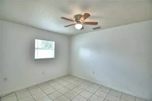 914 Grape Ave, Saint Cloud, FL 34769 - Photo 28