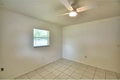 914 Grape Avenue, Saint Cloud, FL 34769 - Photo 32