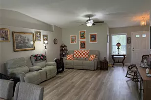 2012 Long Boat Dr, Lakeland, FL 33810 - Photo 4
