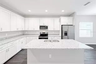 3358 Cup Dr, Lakeland, FL 33803 - Photo 2