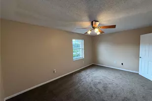 1920 E Edgewood Dr, Lakeland, FL 33803 - Photo 10