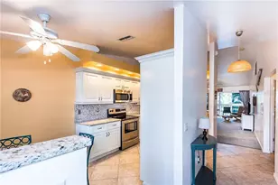 11644 SW Egret Cir, Lake Suzy, FL 34269 - Photo 6