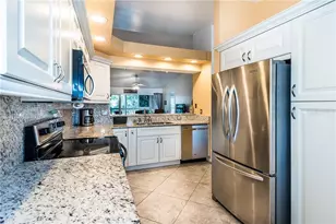 11644 SW Egret Cir, Lake Suzy, FL 34269 - Photo 12