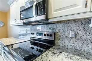 11644 SW Egret Cir, Lake Suzy, FL 34269 - Photo 16