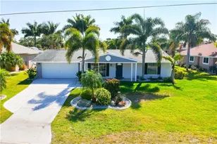 18289 Wolbrette Cir, Port Charlotte, FL 33948 - Photo 2