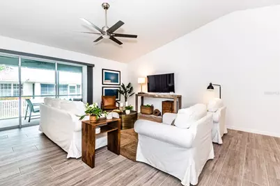 215 Lewis Circle #111, Punta Gorda, FL 33950 - Photo 4