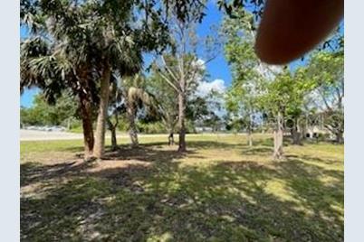 310 W Henry Street, Punta Gorda, FL 33950 - Photo 18