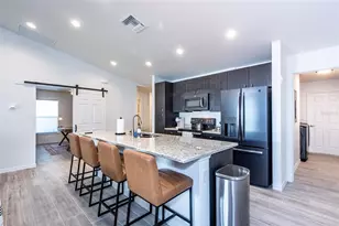 215 Lewis Cir, Punta Gorda, FL 33950 - Photo 8