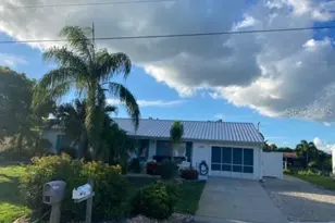 18058 Avonsdale Cir, Port Charlotte, FL 33948 - Photo 4