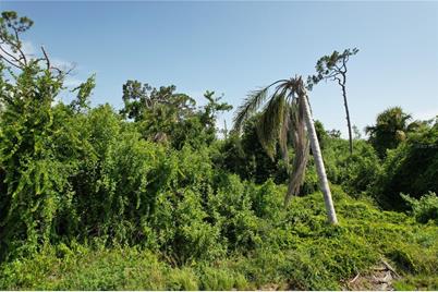 507 Meridan Avenue NW, Port Charlotte, FL 33952 - Photo 4