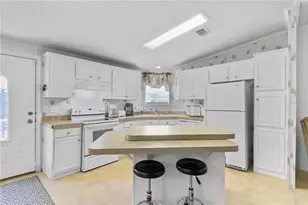 2100 Kings Hwy, Port Charlotte, FL 33980 - Photo 10