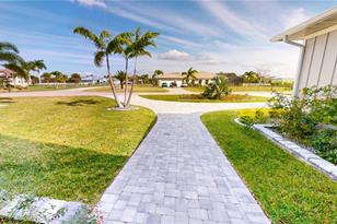 2033 Treasure Ln, Punta Gorda, FL 33982 - Photo 4