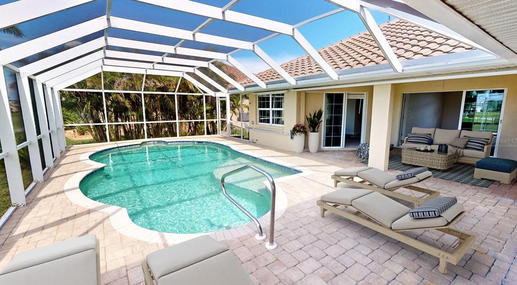 2405 Deborah Dr, Punta Gorda FL  33950-8167 exterior