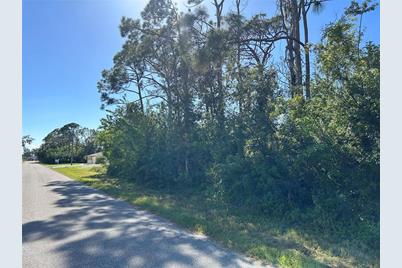 168 Capatola Street, Port Charlotte, FL 33948 - Photo 4