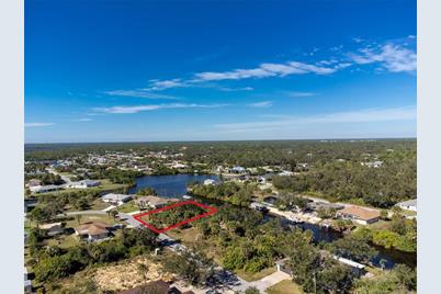 17324 Gulfspray Circle, Port Charlotte, FL 33948 - Photo 10