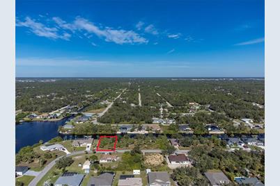 17324 Gulfspray Circle, Port Charlotte, FL 33948 - Photo 6