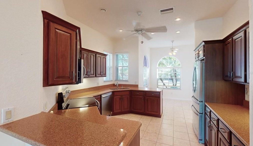 10185 Arrowhead Dr, Punta Gorda FL 33955-4704 exterior