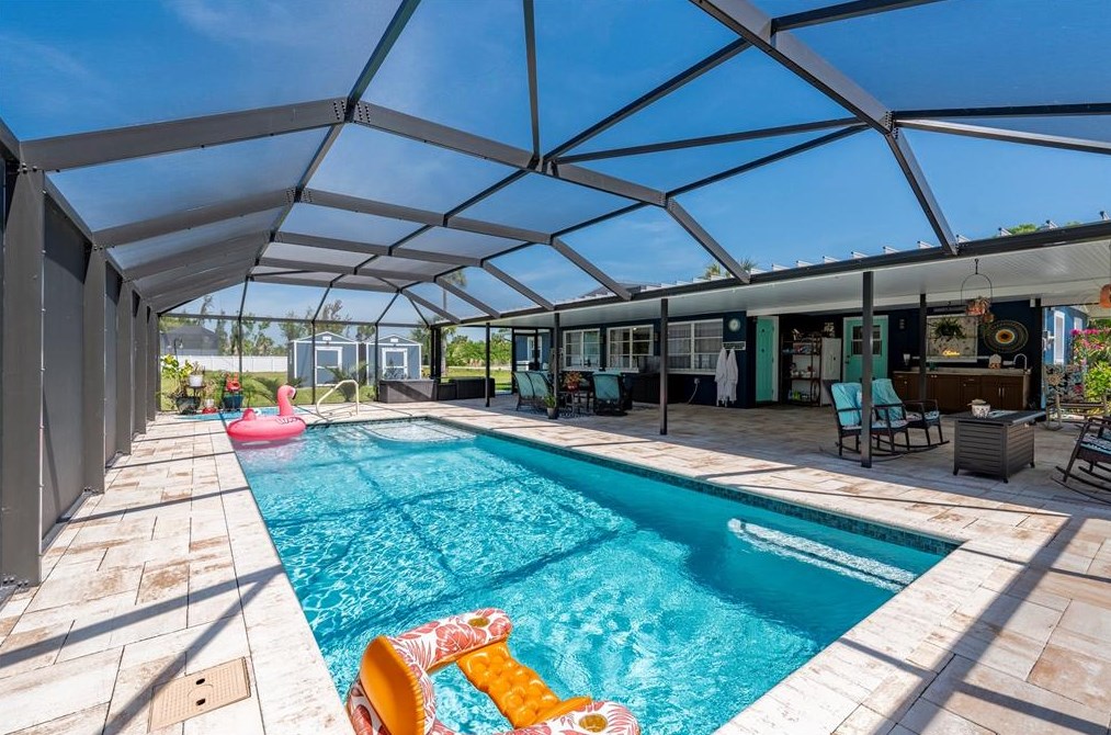 3319 Palm Dr, Punta Gorda FL  33950-3117 exterior