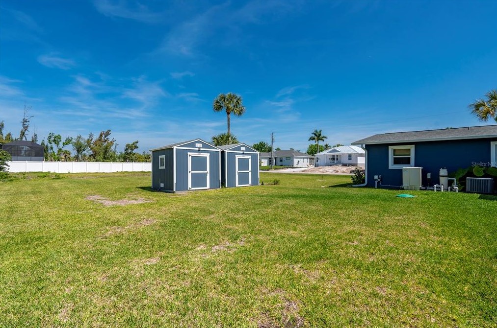 3319 Palm Dr, Punta Gorda FL  33950-3117 exterior