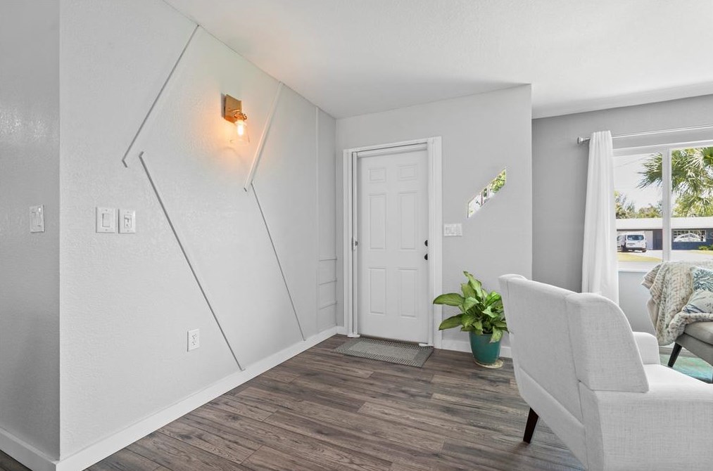 3319 Palm Dr, Punta Gorda FL  33950-3117 exterior