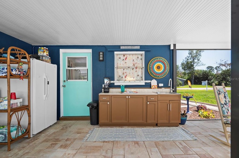 3319 Palm Dr, Punta Gorda FL  33950-3117 exterior