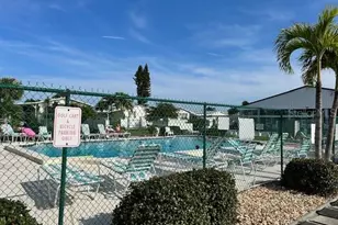 4300 Riverside Dr, Punta Gorda, FL 33982 - Photo 6