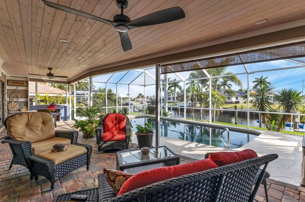 2824 Coral Way, Punta Gorda FL 33950-5033 exterior