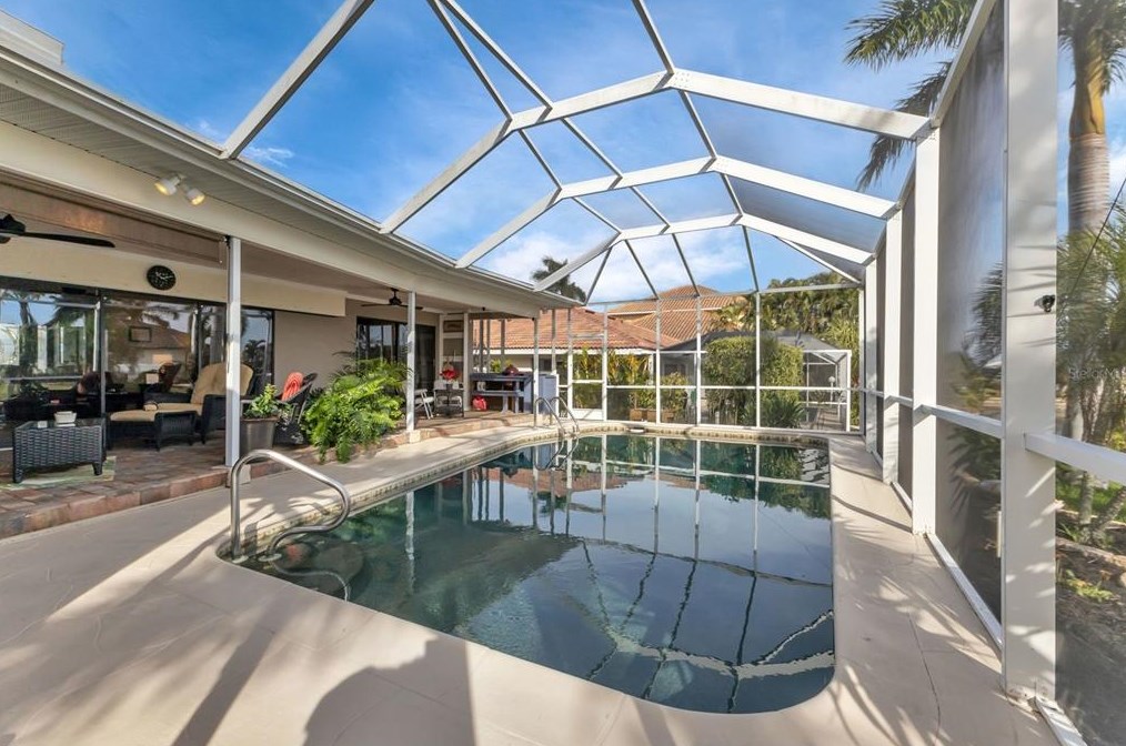 2824 Coral Way, Punta Gorda FL 33950-5033 exterior