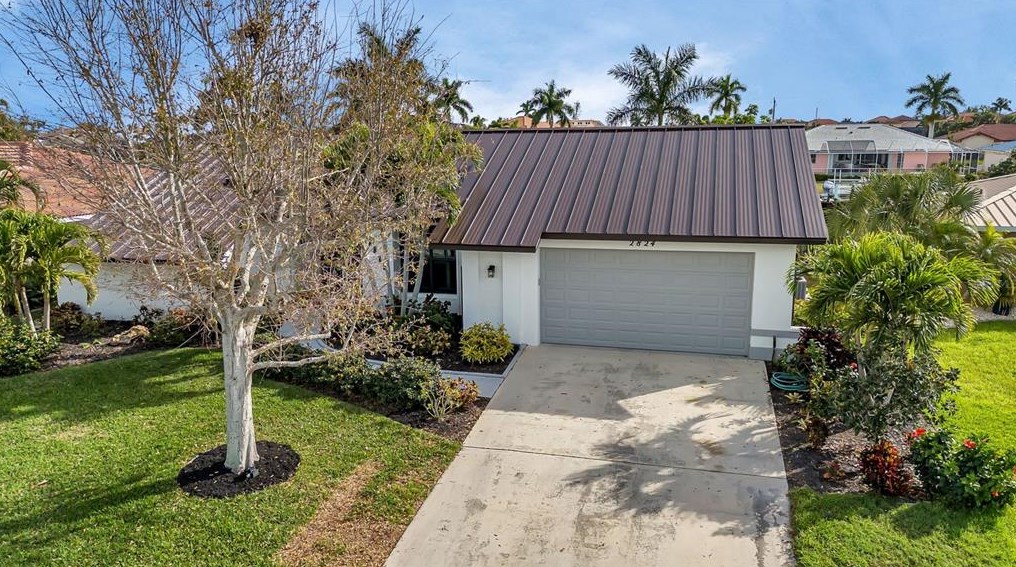 2824 Coral Way, Punta Gorda FL 33950-5033 exterior