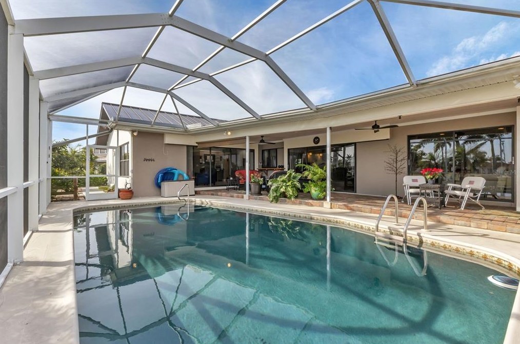 2824 Coral Way, Punta Gorda FL 33950-5033 exterior