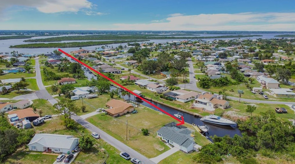 3205 Santa Barbara Dr, Punta Gorda, FL 33983-3428