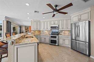 1315 Appian Dr - Photo 10