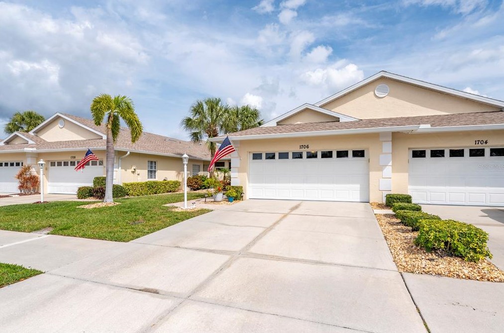 1706 Fountain View Cir, Venice, FL 34292-2359