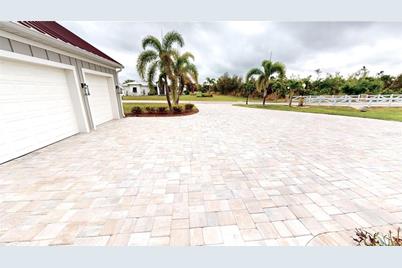 2049 Treasure Lane, Punta Gorda, FL 33982 - Photo 4