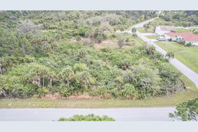 1310 Braklet Terrace, Port Charlotte, FL 33953 - Photo 6