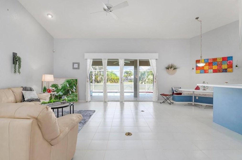 26074 Rampart Blvd, Punta Gorda FL 33983-6206 exterior