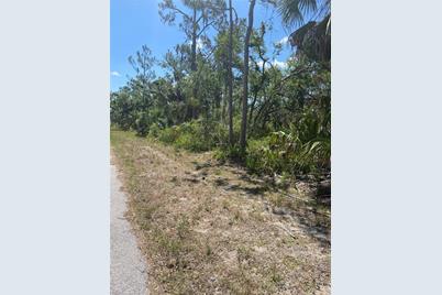 17123 Hemlock Ave, Port Charlotte, FL 33948 - Photo 6